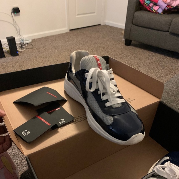 Pradas sneakers - Picture 1 of 4